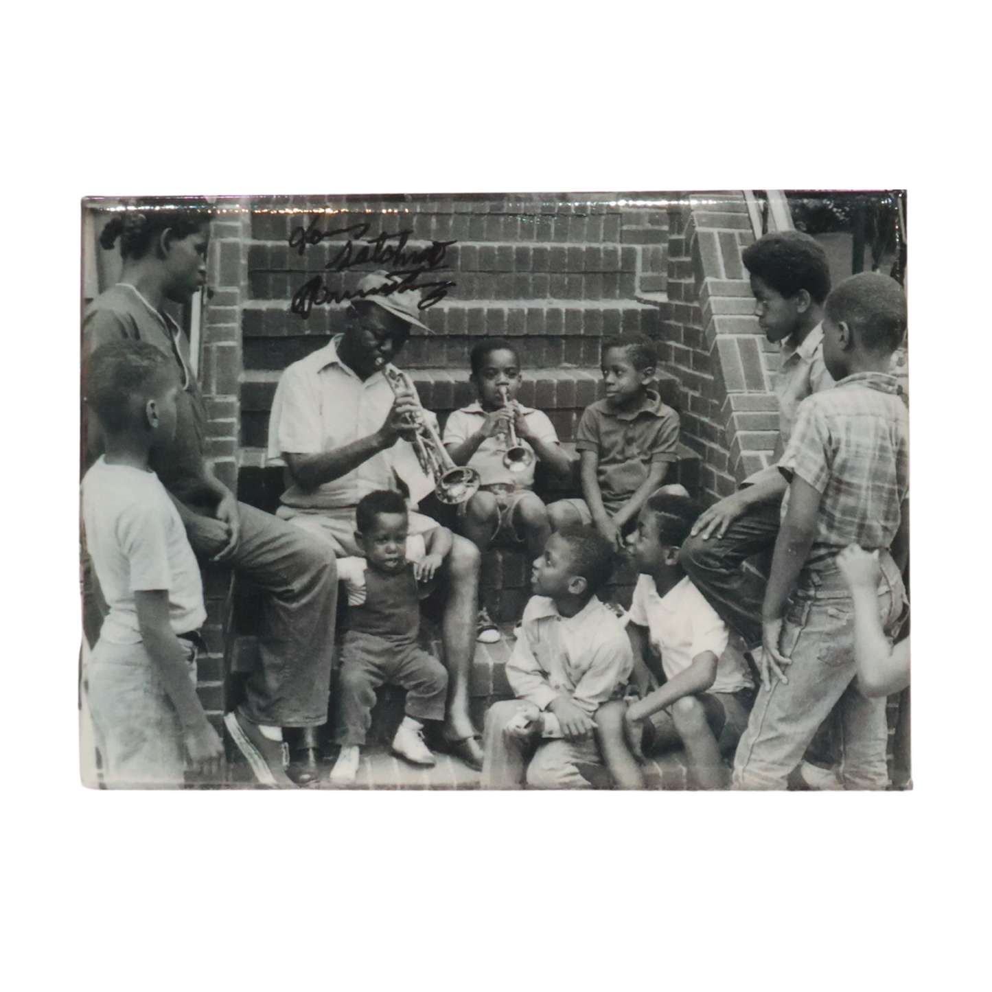 Louis and his Neighbors - Magnet